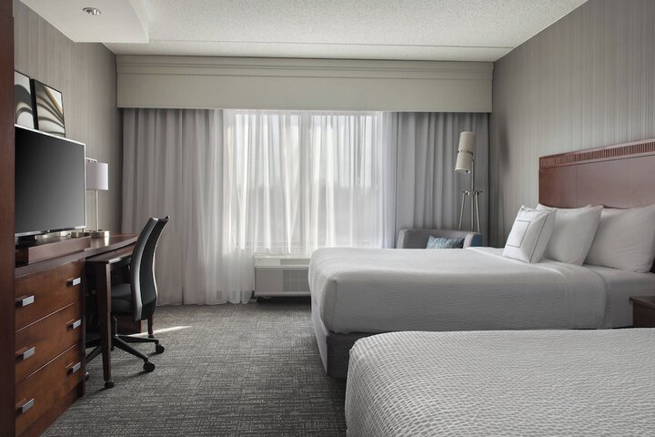 Room 15 of 29