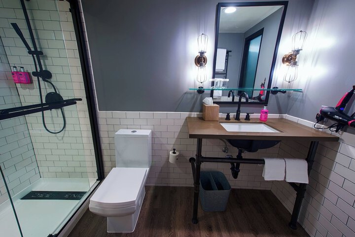 MOXY Phoenix Tempe / ASU Area