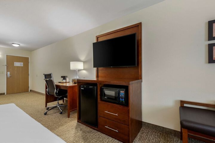 Room 26 of 54