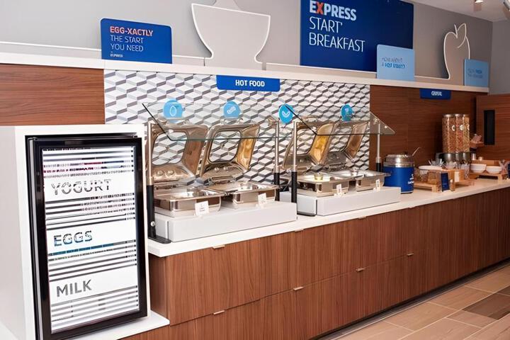 Holiday Inn Express & Suites Birmingham North - Fultondale by IHG