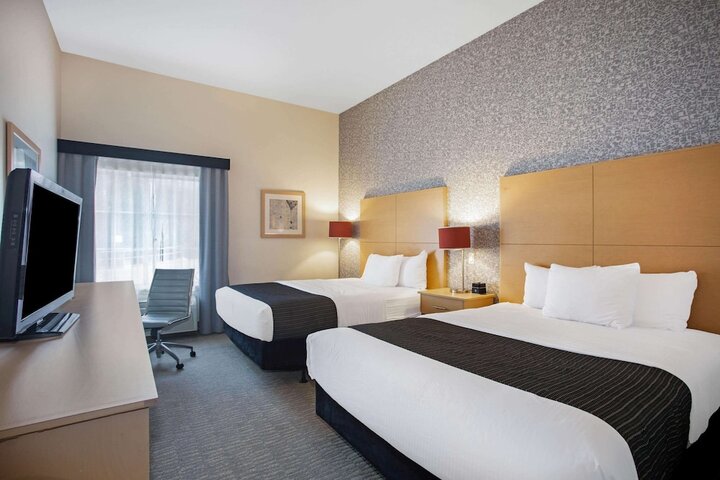 Room 34 of 44