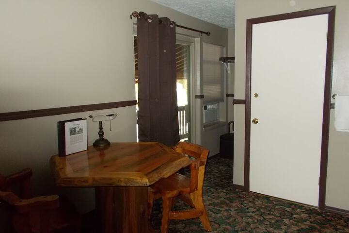 Room 20 of 28