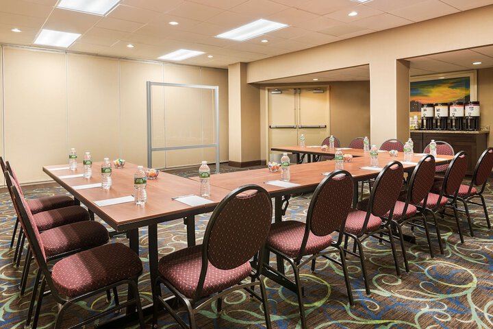 Hampton Inn White Plains / Tarrytown