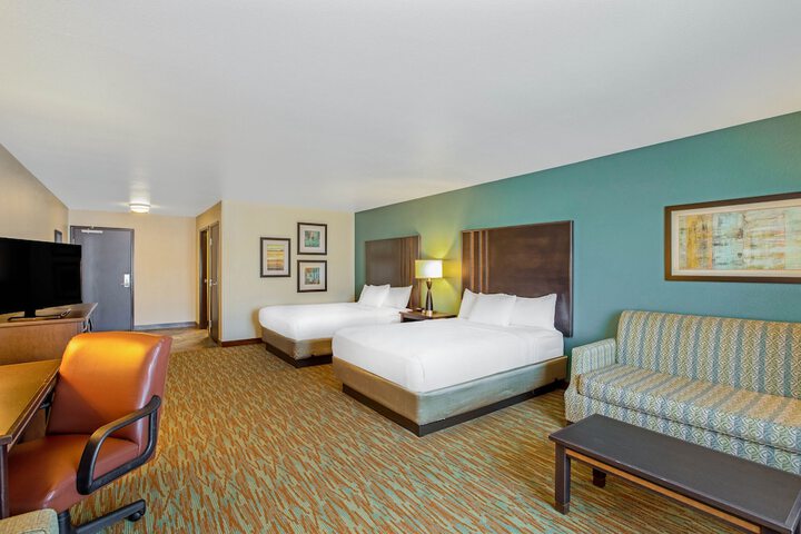 Room 21 of 31