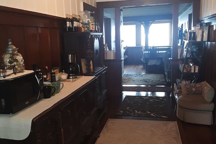 Hilo Bay Oceanfront B & B