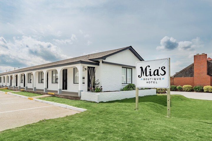 Mias Boutique Hotel