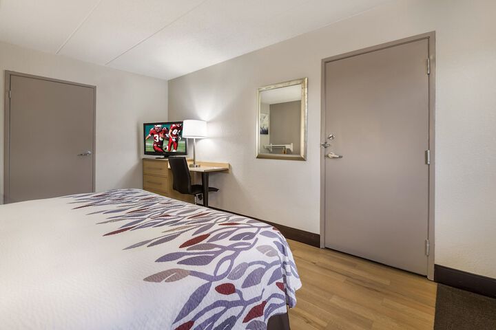 Room 18 of 36