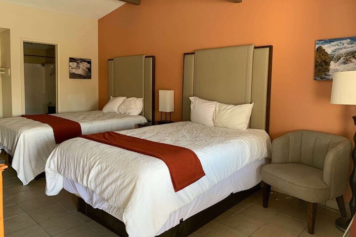Room 20 of 39
