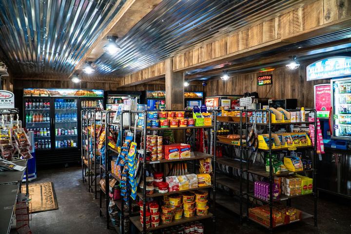 Breakfast/Coffee Service 128 of 140