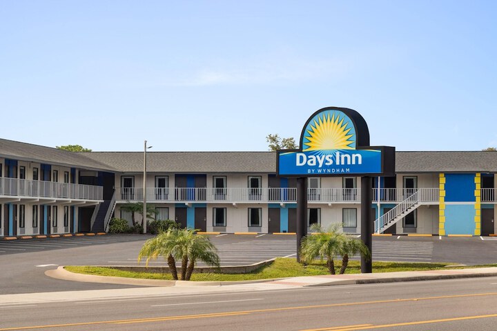 Days Inn by Wyndham Apopka / Orlando