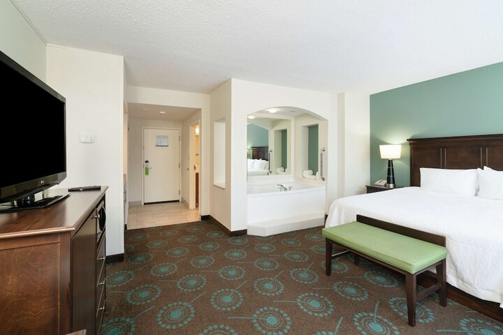 Hampton Inn & Suites Mooresville / Lake Norman