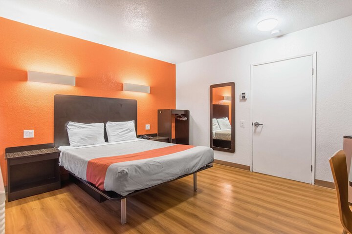 Room 20 of 31