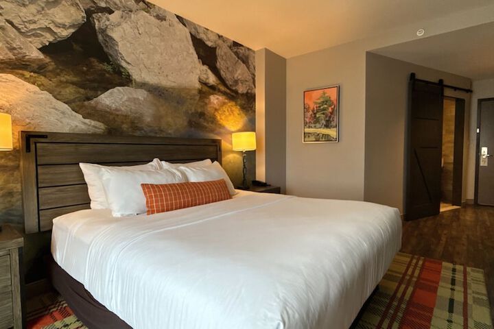Hotel Indigo Traverse City by IHG