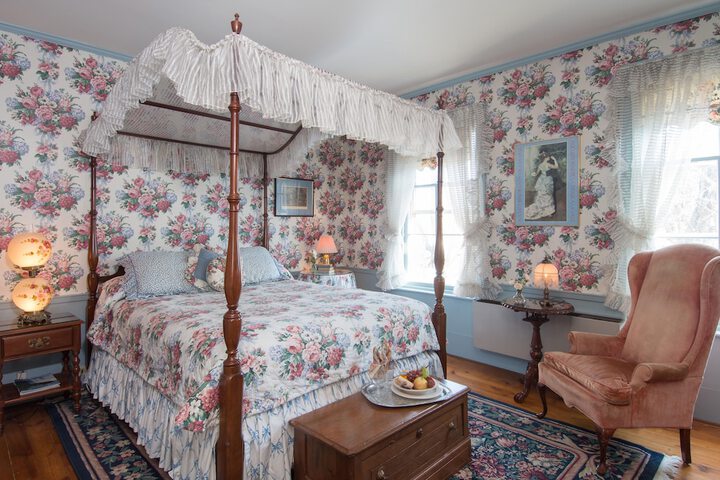 Room 25 of 27