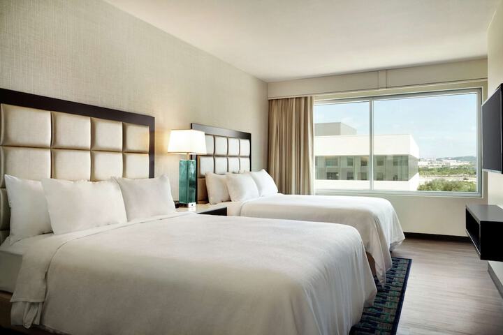 Room 20 of 43
