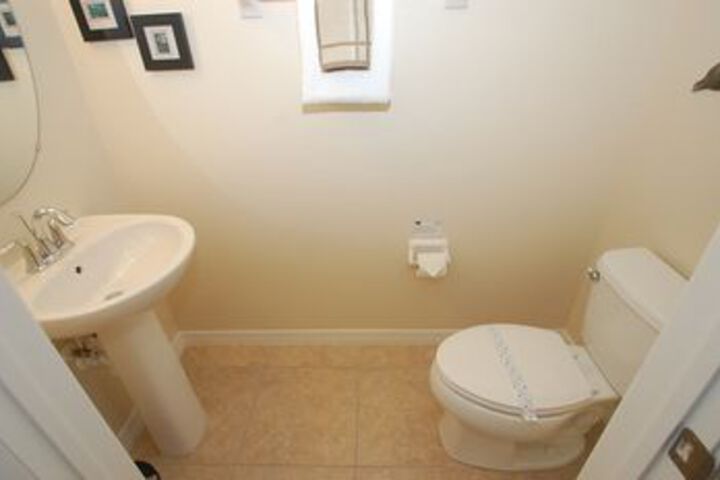 226SW Scaton 3 Br Villa by RedAwning