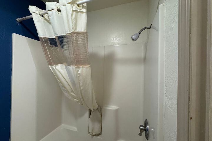 Room 19 of 27