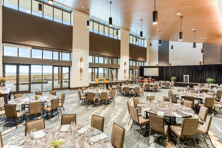 The Lodge at Gulf State Park a Hilton Hotel