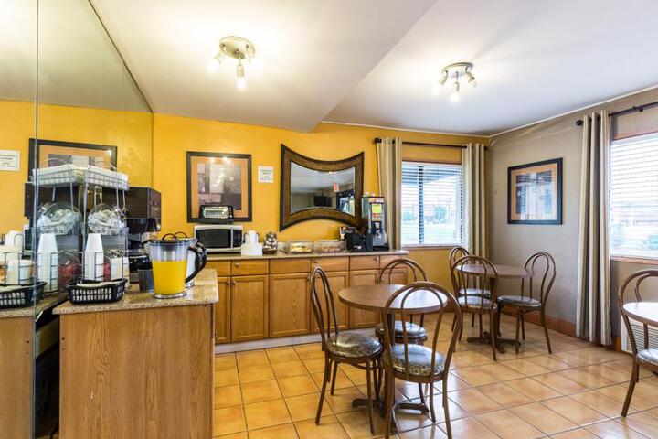 Rodeway Inn