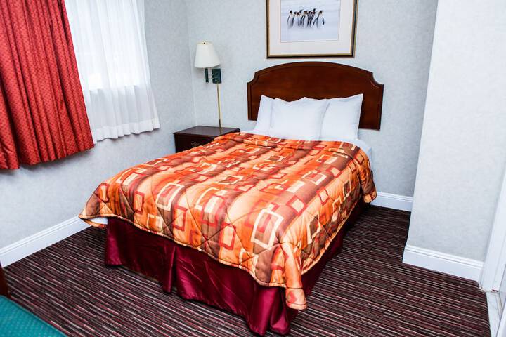 Room 128 of 159