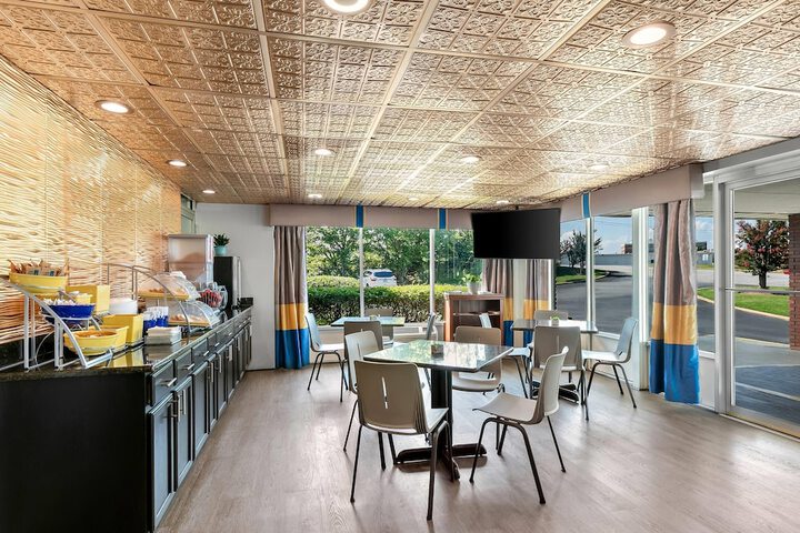 Days Inn by Wyndham Seneca / Clemson Area