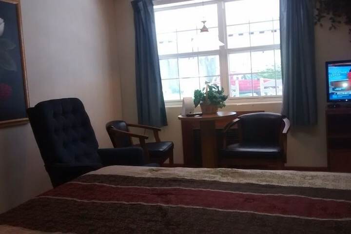 Room 43 of 47