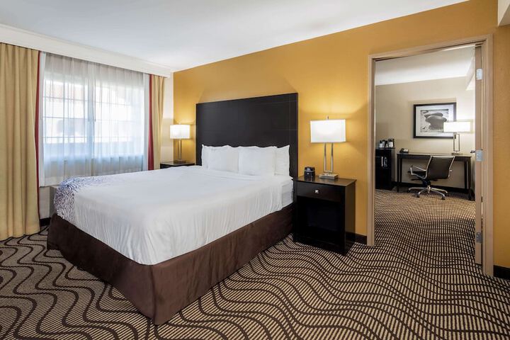 Room 20 of 36