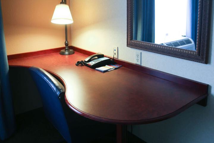 Room 16 of 44