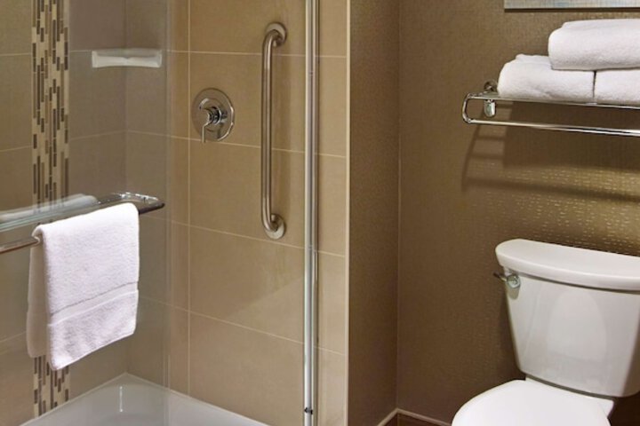 Homewood Suites by Hilton Hamilton Ontario, Canada