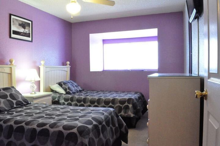 Room 18 of 26