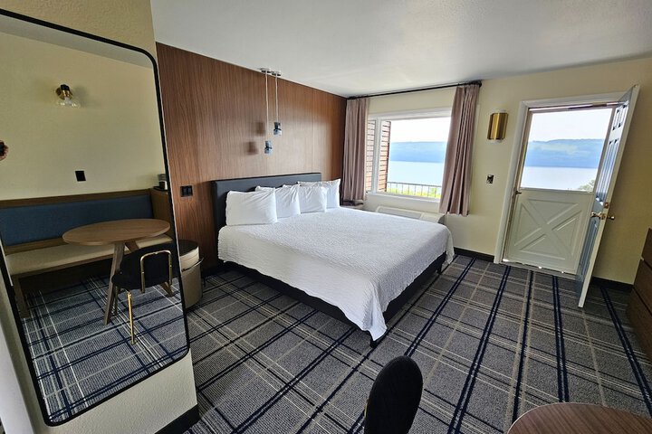 Room 14 of 35