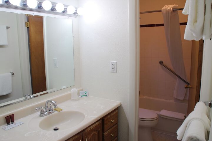 Room 75 of 175