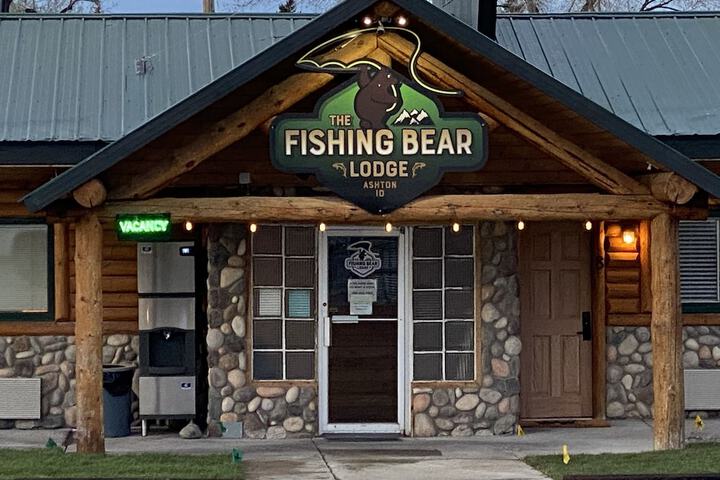 The Fishing Bear Lodge
