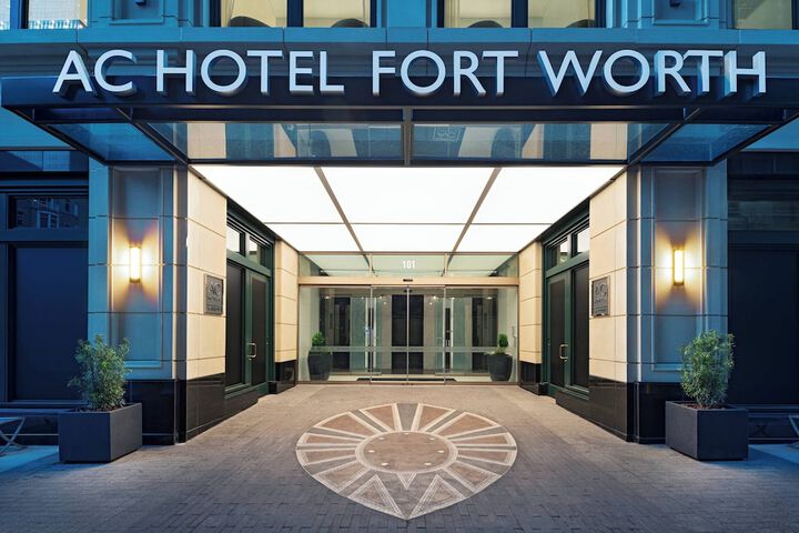 AC Hotel Fort Worth Downtown