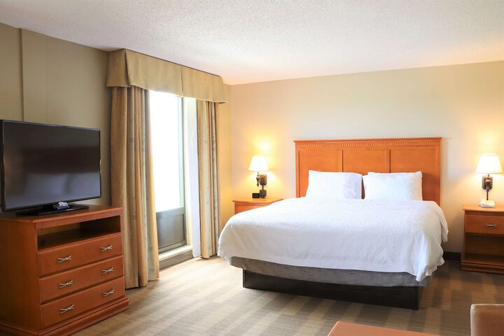 Room 44 of 62
