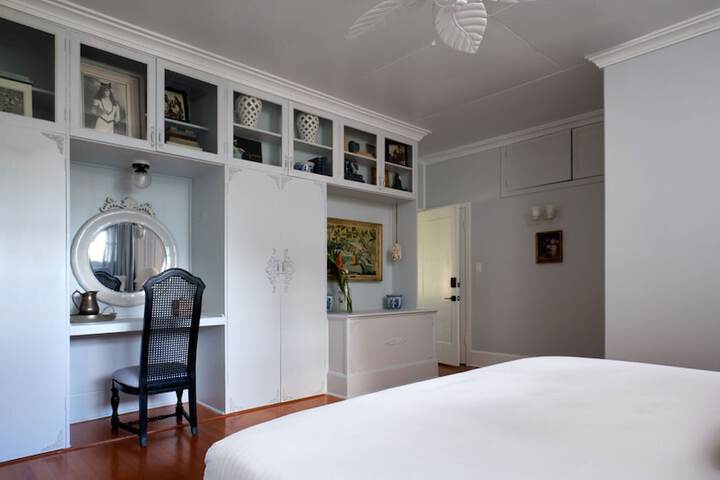 Room 14 of 62