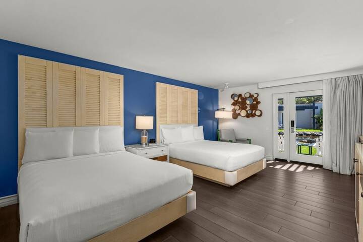 Paradise Point Resort & Spa