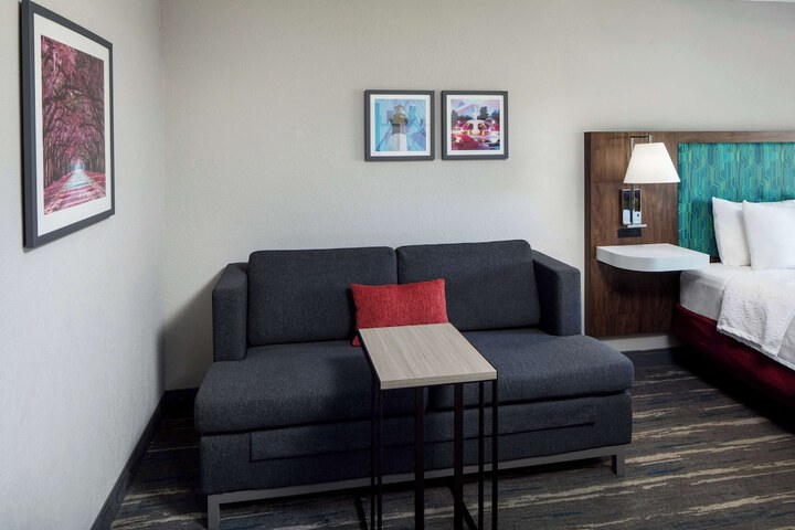 Room 8 of 20