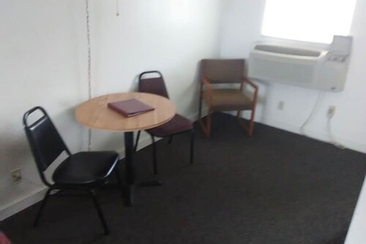 Trail Motel