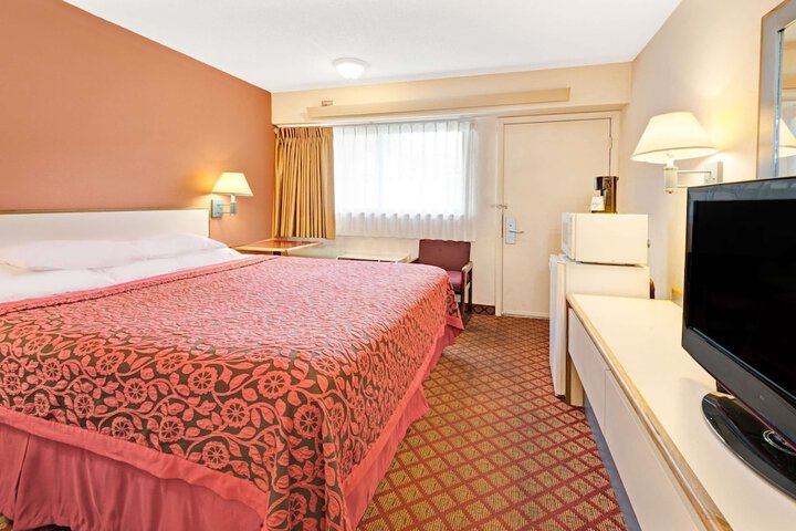 Room 15 of 20
