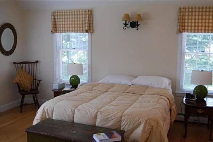 Dockside Guest Quarters & Restaurant