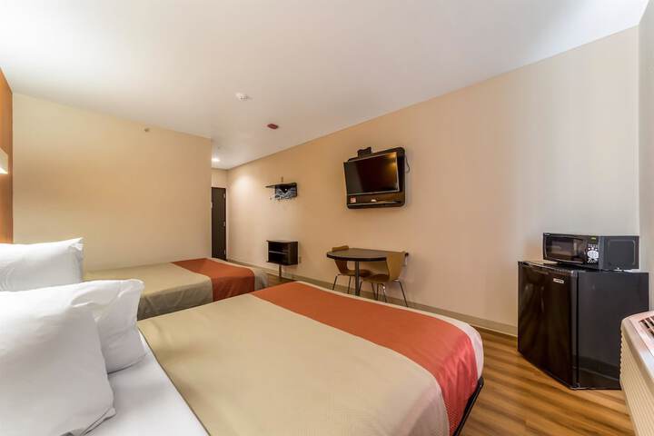 Room 17 of 41