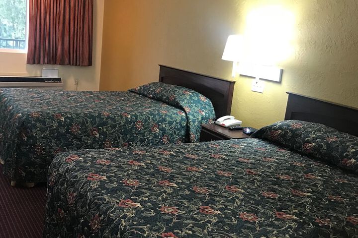 Room 13 of 15