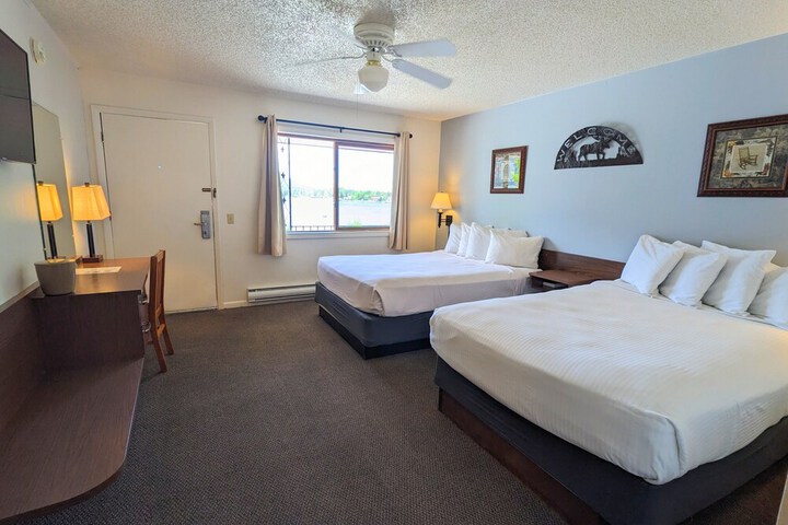 Room 35 of 65