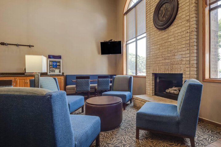 Comfort Inn Millersburg