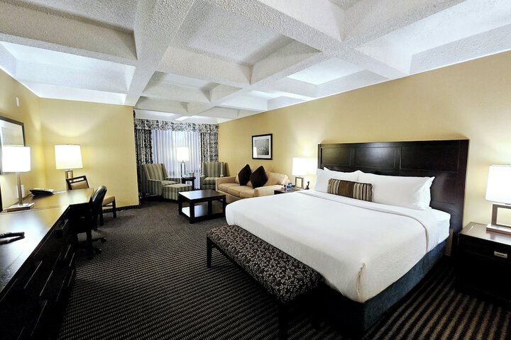 Room 22 of 61