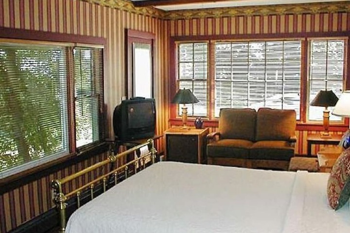 Snug Cottage