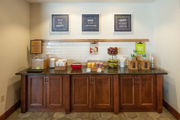 Breakfast/Coffee Service 64 of 72