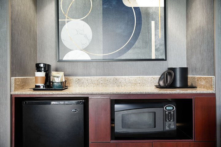 Courtyard by Marriott Kansas City Overland Park / Metcalf