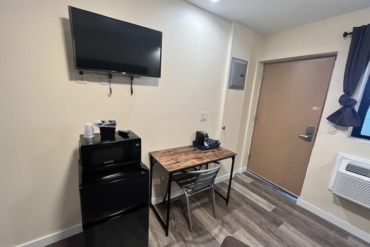 Room 63 of 71